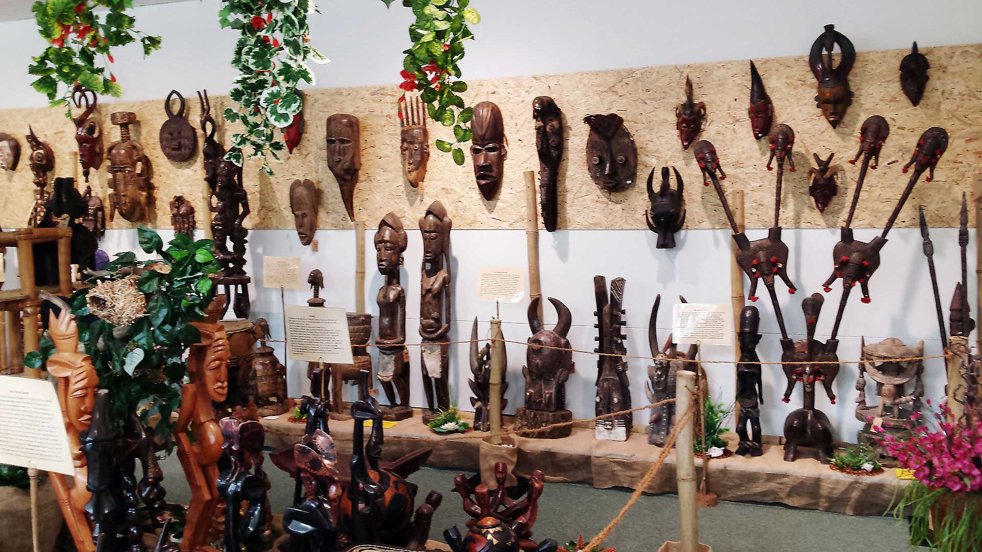 Makeba African Art Shop Handwerk Und Kunst Aus Afrika Kaufen
